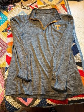 Colosseum Gray Heather Pullover with Orange Trim and Logo